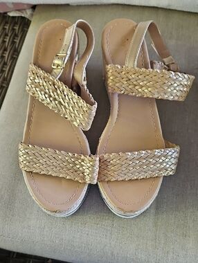 Cityclassifieds Gold Braided Platform Sandals - Women 10